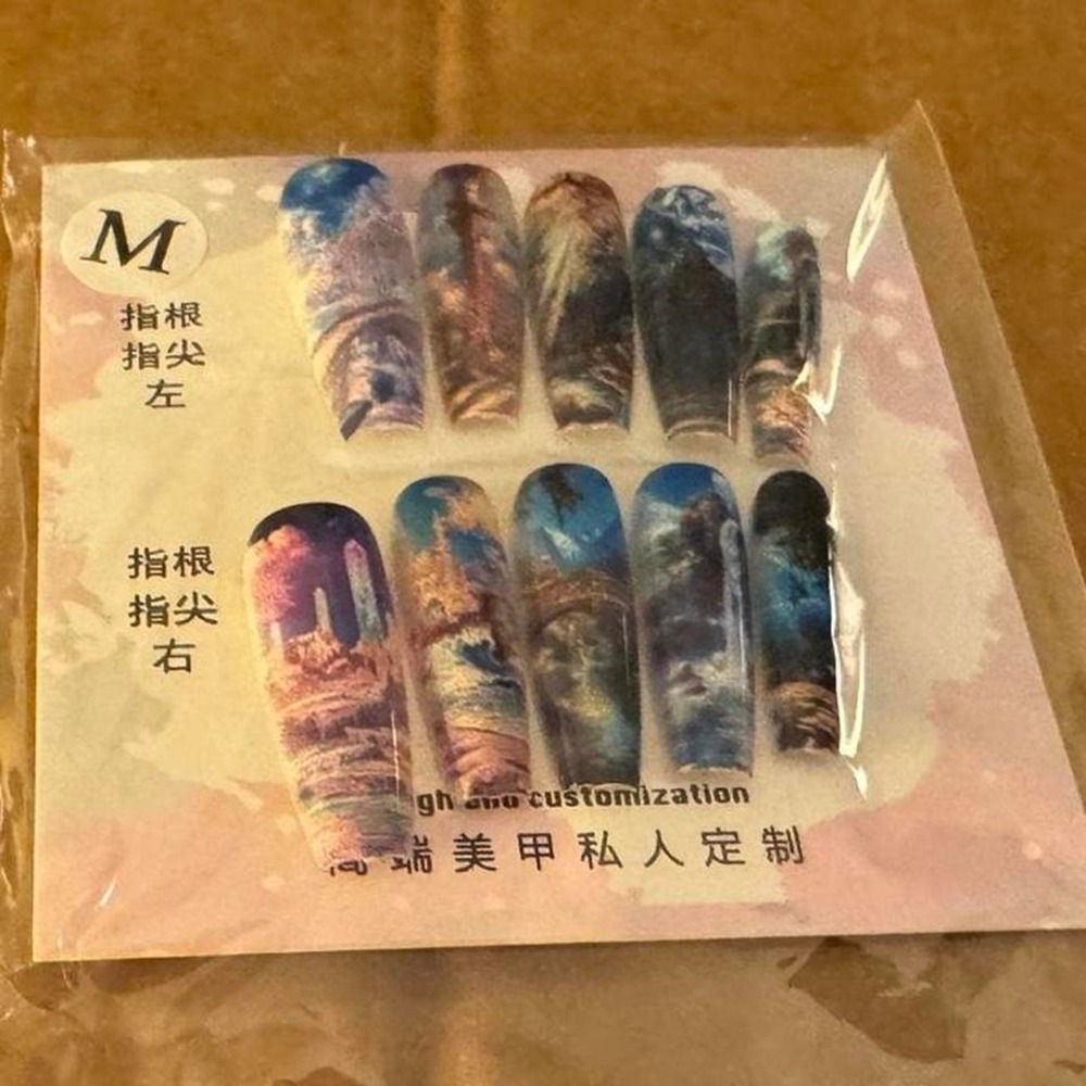 Press On Nails‎ Medium Coffin Shape Swirl Abstract Nail Art Set